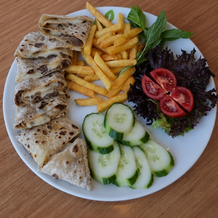 Kavurmalı Kaşarlı Gözleme